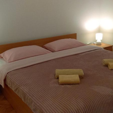 Apartman Borna Стариград-Пакленица Экстерьер фото